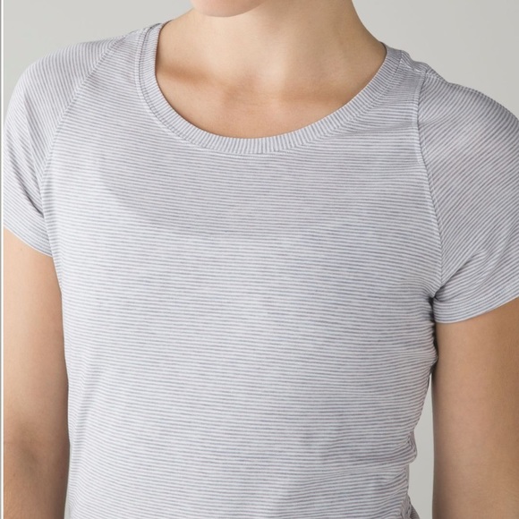 Lululemon Let Be Short Sleeve Tee - Picture 2 of 5